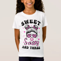 Sweet Sassy Et Trois Lunettes De Soleil Bun Léopar