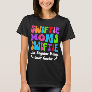 T-shirt Swiftie Moms Club Comme Maman Ordinaire Juste Glac