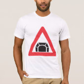 T-shirt Symbole de trafic du panneau d'avertissement du tu (Devant)
