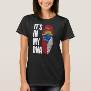 T-shirt Tchèque Et Kiribati Mélangent Le Drapeau Patrimoin