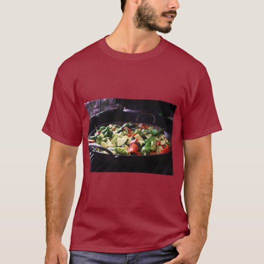 T-shirt Tee à impression de poêle de légumes Sizzling (Devant)