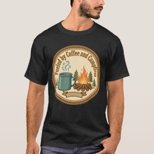 T-shirt Tee-shirt alimenté par le café et les feux de camp