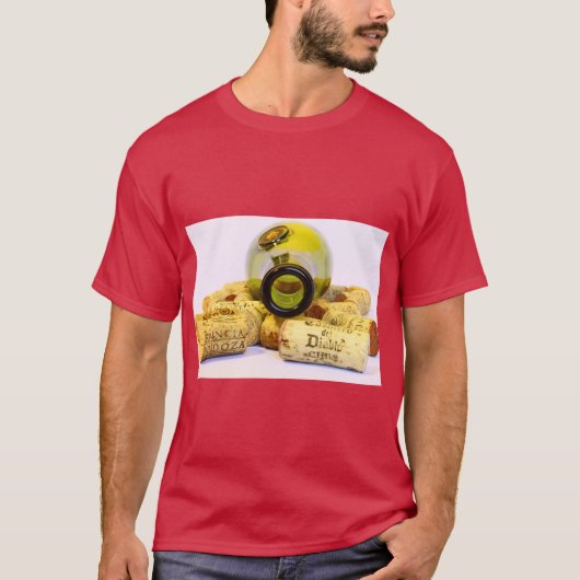 T-shirt Tee-shirt classique à motif de bouteille de vin (Devant)