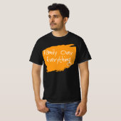 T-shirt Tee-shirt Famille Avant Tout (Devant entier)