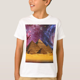 T-shirt tempête cosmique au-dessus de l'égypte