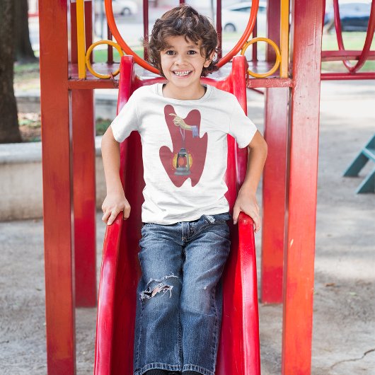 T-shirt Tenant Une Lanterne