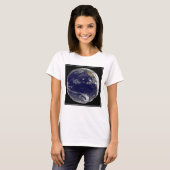T-shirt Terre Avec Trois Cyclones Tropicaux Dans Le Pacifi (Devant entier)