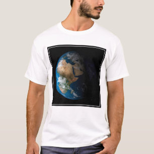 T-shirt Terre Pleine Montrant Des Nuages Simulés Sur L'Afr