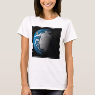T-shirt Terre Pleine Montrant Des Nuages Simulés Sur L'Ant