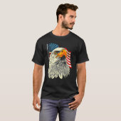 T-shirt Tête D'Aigle Bald Avec Étoiles Et Rayures Drapeau  (Devant entier)