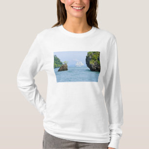 T-shirt Thaïlande, mer d'Andaman. Navire de presse Star Fy