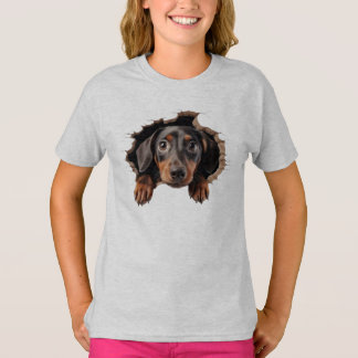 T-shirt the face of the loving and fluffy puppy