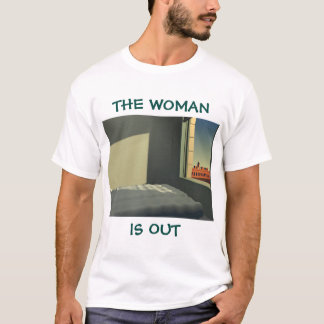 T-shirt The woman i out