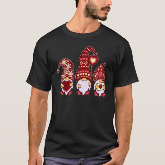 T-shirt Three Gnomes Holding Leopard Heart & Plaid Valenti (Devant)