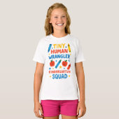 T-shirt Tiny Human Wrangler – Funny Kindergarten Squad Tea (Devant entier)