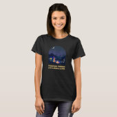T-shirt Toasting Friends and Marshmallows Camper Camper (Devant entier)