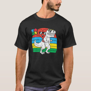 T-shirt Toddler Bo à cheval sur un dinosaure Trex pour la