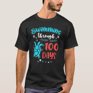 T-shirt Tortue Nager Dans La Mer Pendant 100 Jours De Thé