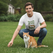 T-shirt Touch Grass Energy Cat mème drôle