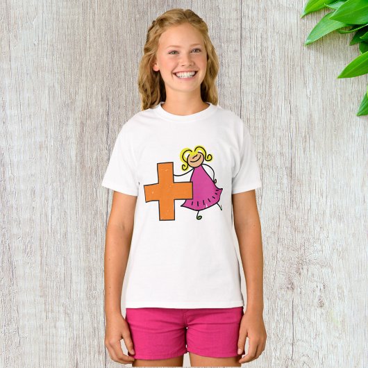 T-shirt Touche mignonne fille avec signe plus