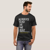 T-shirt Toujours Lire Le Faire-part De Grossesse En Belle  (Devant entier)