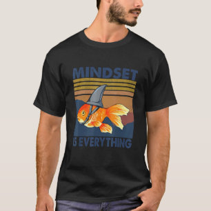 T-shirt Tout est Mindset Shark Fin Goldfish Vintage