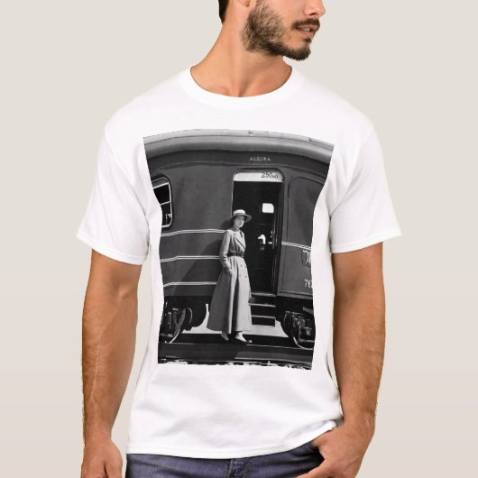 T-shirt Train en style. Tir avec vision (Devant)