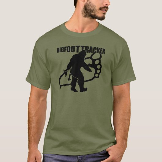 T-shirt TRAQUEUR de Bigfoot (Devant)