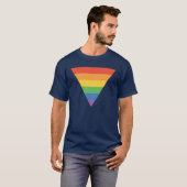 T-shirt Triangle de la fierté arc-en-ciel (Devant entier)