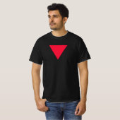 T-shirt triangle rouge inversé (Devant entier)