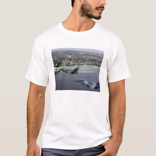 T-shirt Trois Faucons F-16 volent en formation (Devant)