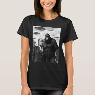 T-shirt Trump Bigfoot Ufo Alien Rencontre Extraterrestre