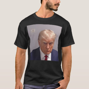 T-shirt Trump invincible 2024