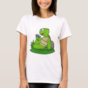 T-shirt Turtle Reading Book