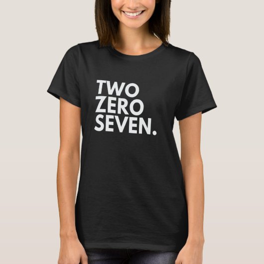 T-shirt TWO ZERO SEVEN Area Code 207 Portland ME Maine USA (Devant)