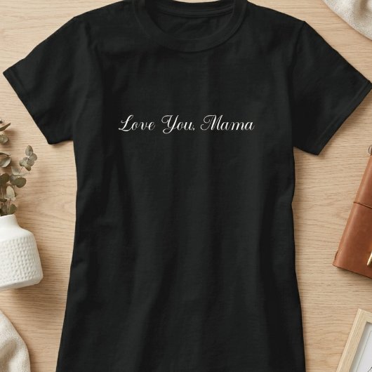 T-shirt Typographie de script Love You Mama