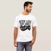 T-shirt Typographie Never Lose Your Smile (Devant entier)