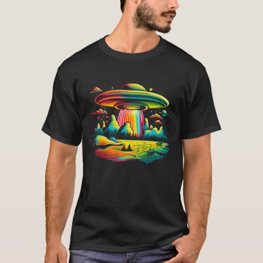 T-shirt UFO Alien Retro Bright Mountain Lake Camping Visit (Devant)