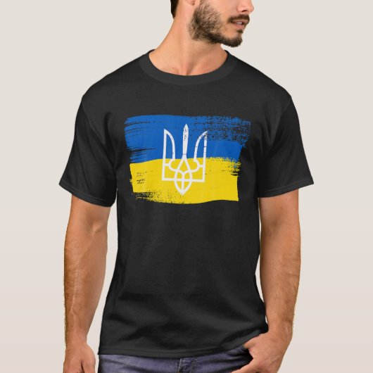 T-shirt Ukraine Drapeau Et Armoiries Peints _ Ukrainien (Devant)