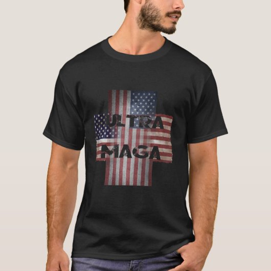 T-shirt Ultra Maga Design (Devant)