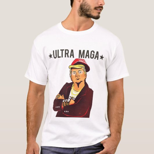T-shirt Ultra Maga King Donald Trump (Devant)