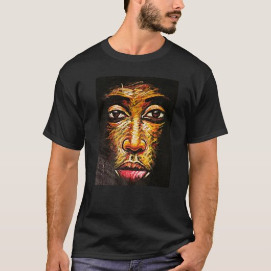 T-shirt Un Africain Face À Une Oeuvre D'Art Africaine Abst (Devant)
