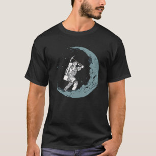 T-shirt Un Astronaute Minant La Lune, Les Étoiles, L'Homme