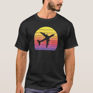 T-shirt Un avion à réaction 747 de coucher de soleil vinta