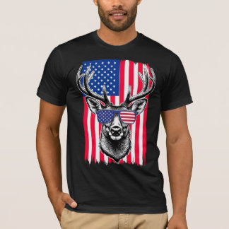 T-shirt Un cerf patriotique portant des lunettes de soleil