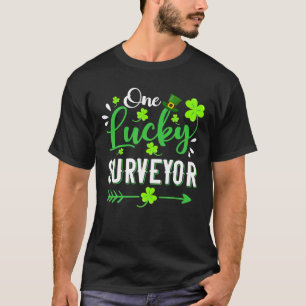 T-shirt Un chanceux Shamrock de l'arpenteur Leprechaun Cas