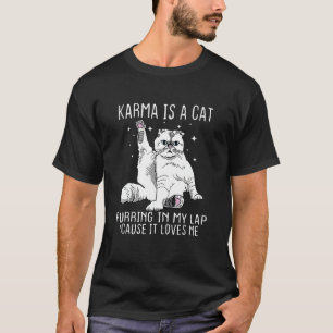 T-shirt Un chat ronronnant sur mes genoux parce qu'il m'ai