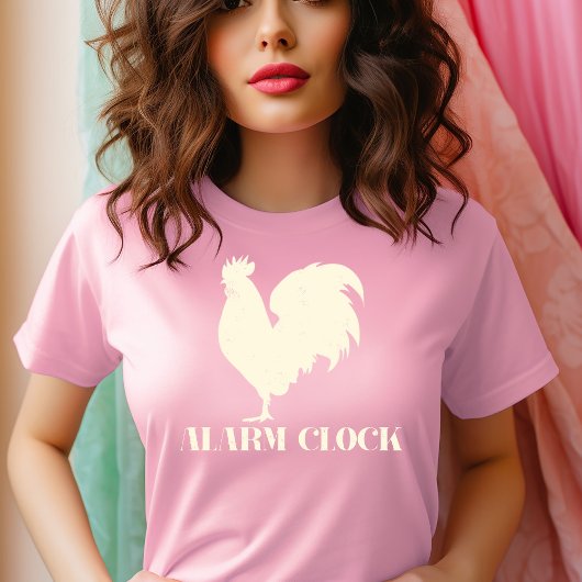 T-shirt Un coq comme horloge d'alarme