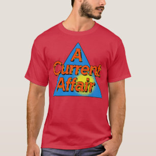 T-shirt Un déficit actuel des affaires 80s Tabloid News