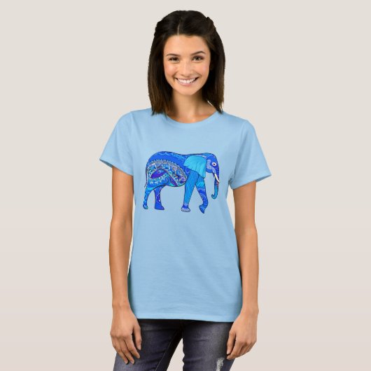 T-shirt Un éléphant indien dans un Motif bleu arabesque (Devant entier)